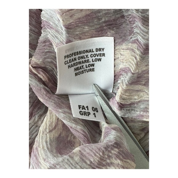 St. John Collection Leaf Print Button Down Shirt - Picture 8 of 8